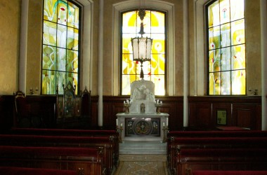 Pohled do interiéru zámecké kaple Nanebevzetí Panny Marie
