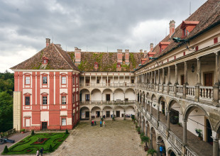 Kostely a poutní místa - výstava