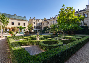 Hradozámecká noc na zámku Častolovice