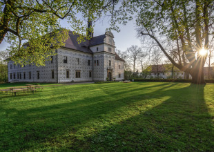 Hradozámecká noc na zámku Doudleby nad Orlicí