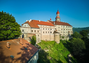 Z knížky do pohádky: výlet nejen do Babiččina údolí